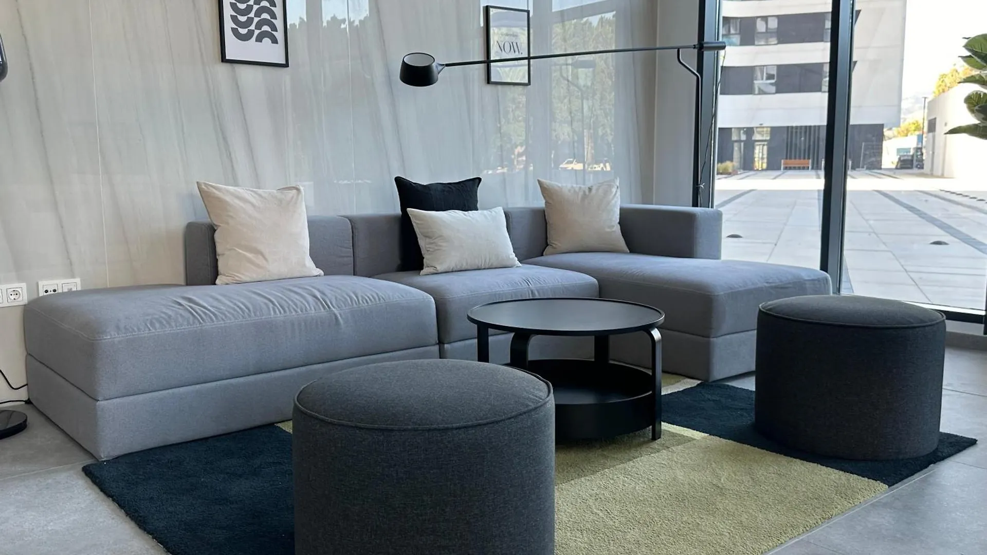 מאלגה Urban Sky Serviced Apartments By P&O 26H